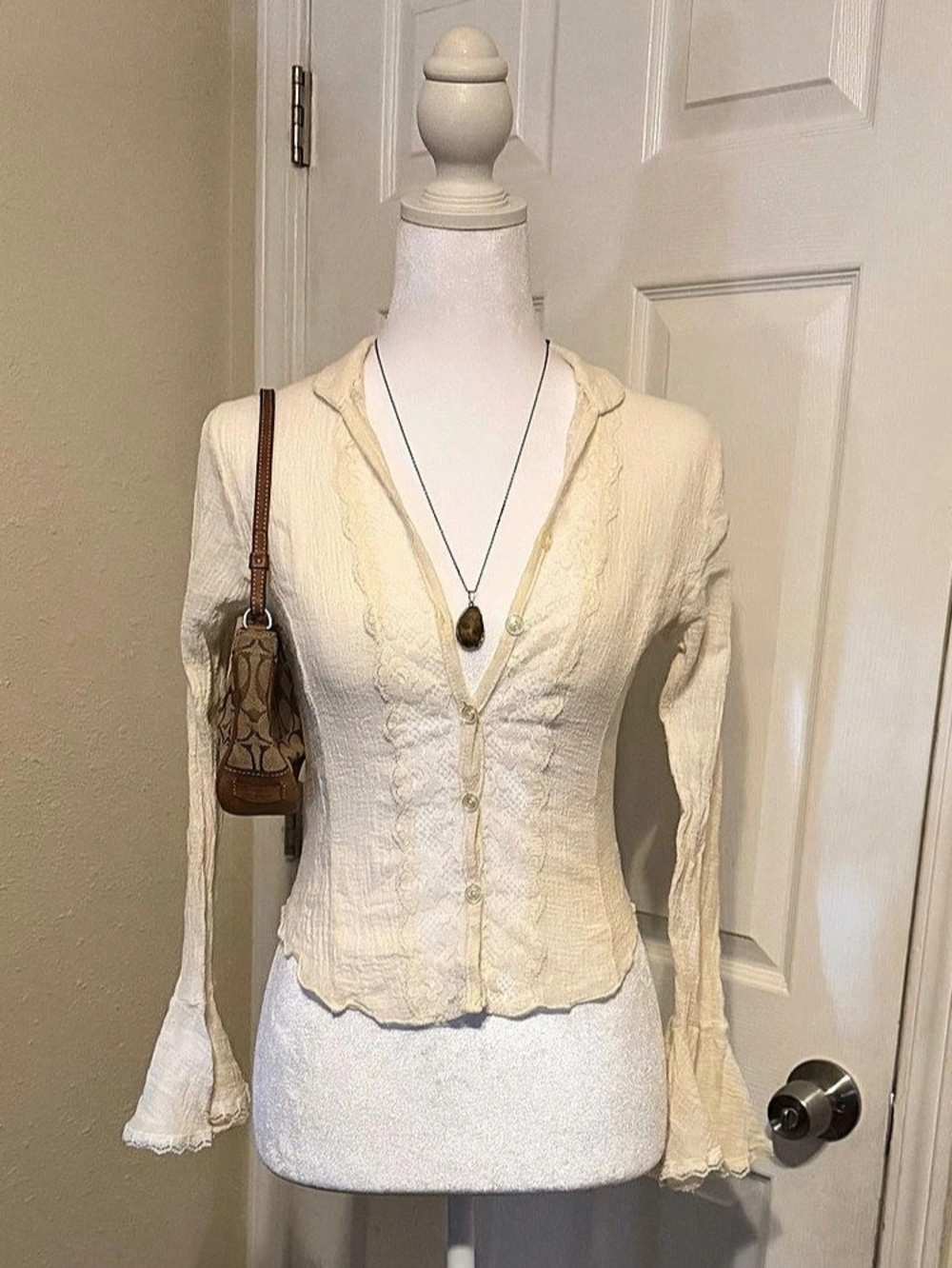 Vintage Y2K Poema Cream Bell Sleeve Blouse